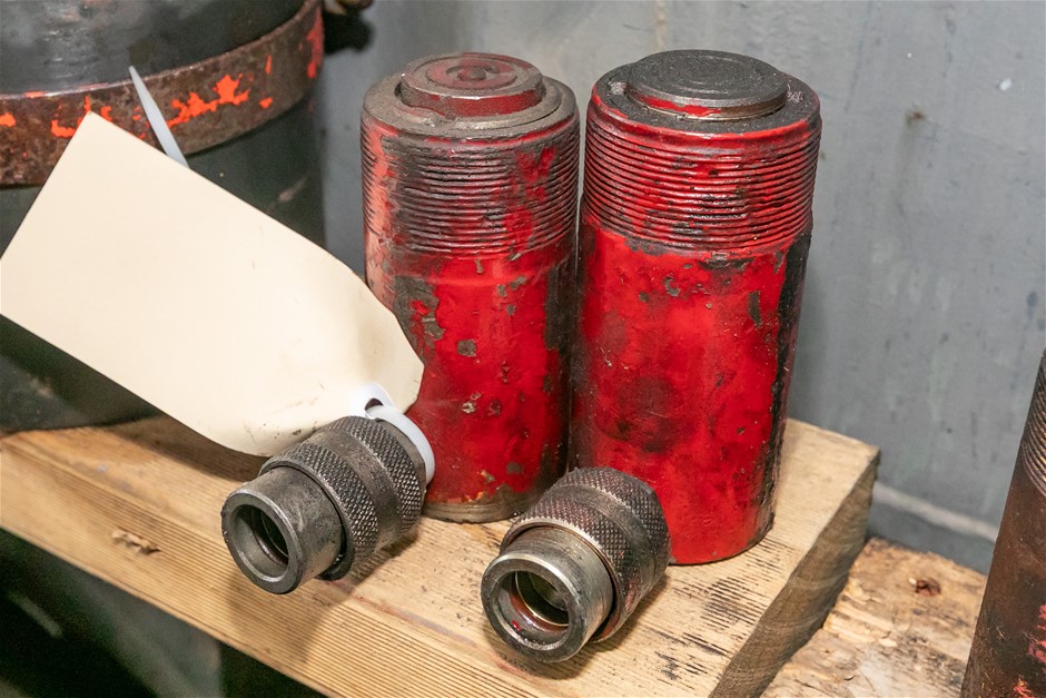Single Acting Hydraulic Rams