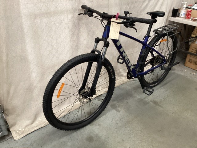 <p>Trek Mountain Bike </p>