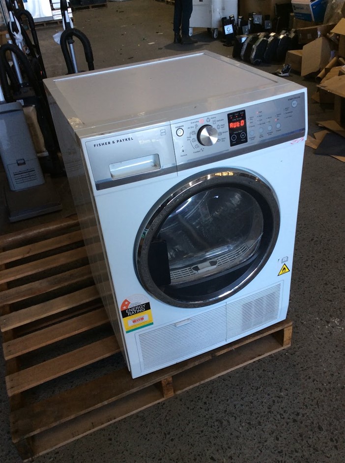 Assorted Vacuum cleaner and small kitchen appliances VIC