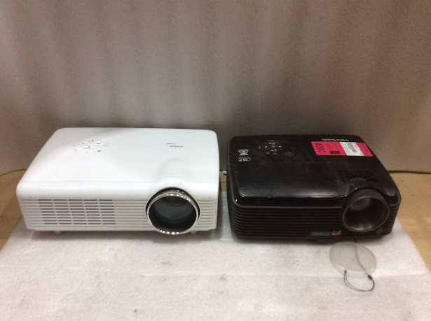 ViewSonic VS12618&Oskar CO680 Projector (Lot of 2)