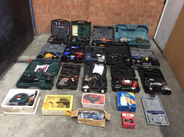 Ryobi/Bosch/Ozito/GMC/Black&Decker Model Electric Drill Set/Power Tools