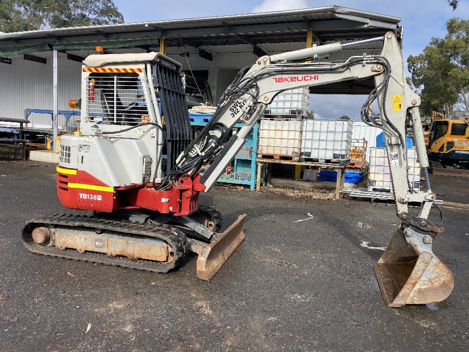 <p>Takeuchi TB138FR Excavator</p>