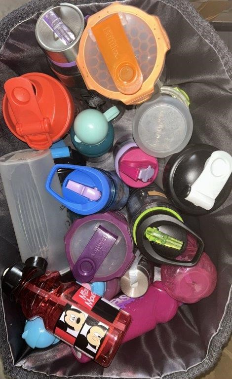 18x Water Bottles