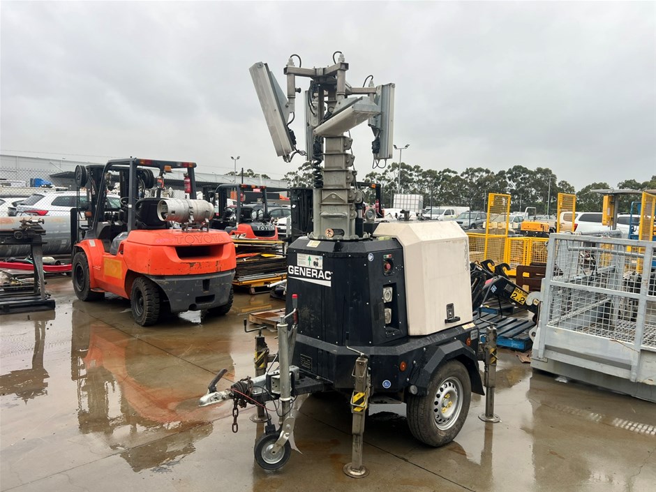 <p>2018  Generac V20 Single Light Tower Trailer</p>