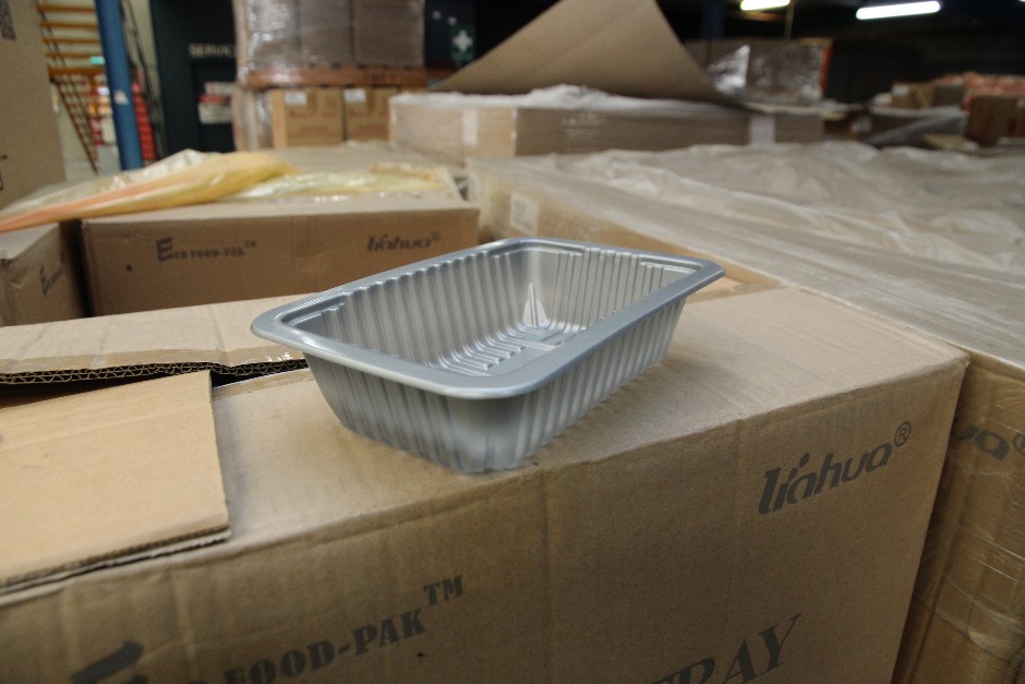 <p>Eco Food-Pac Map Trays Silver Unused in Box</p>