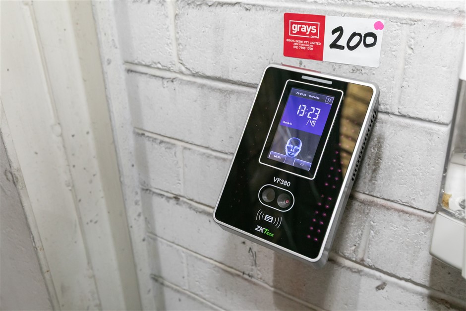 Facial Recognition Attendance Terminal