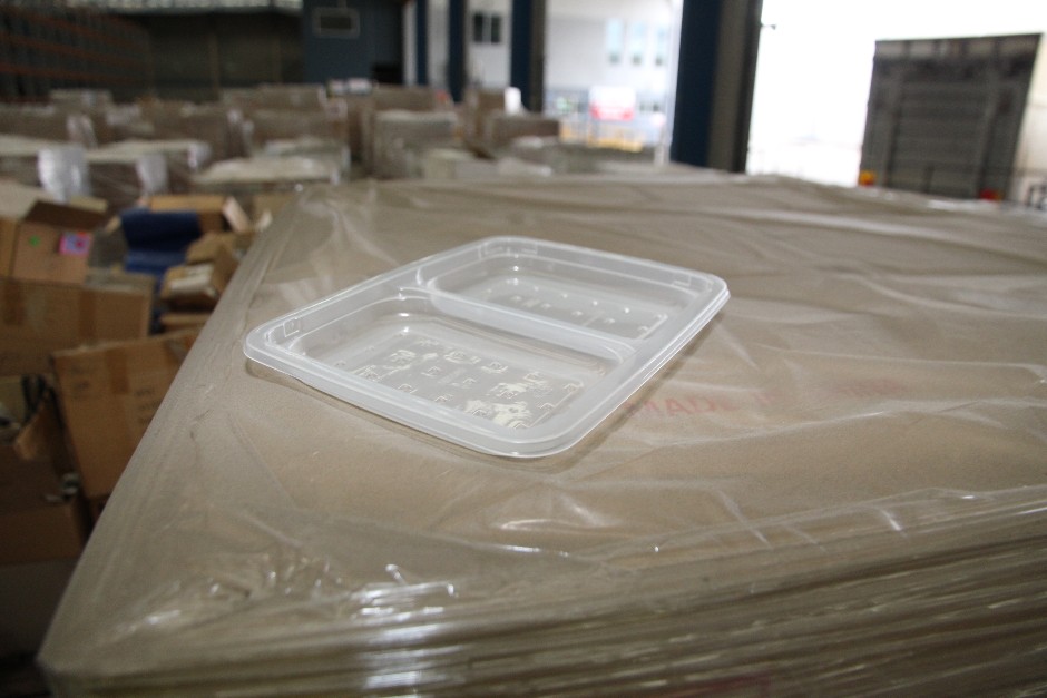 <p>Eco Food-Pac Turn Edge Purple Trays Unused in Box</p>