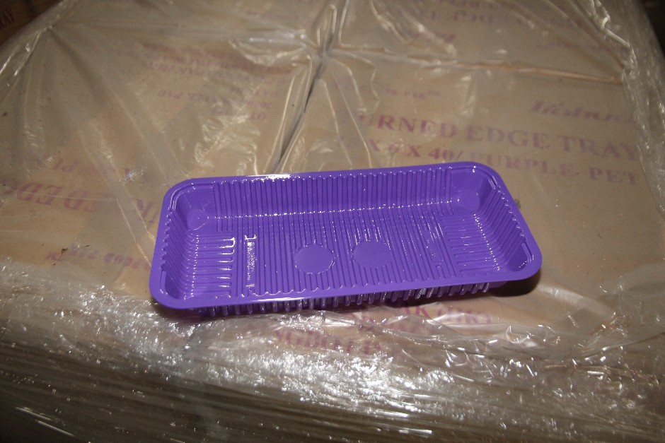 <p>Eco Food-Pac Turn Edge Purple Trays Unused in Box</p>