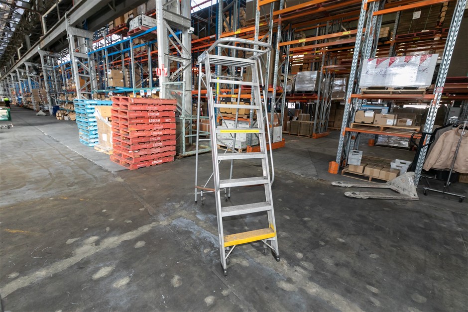 Hills Alloy Platform Ladder