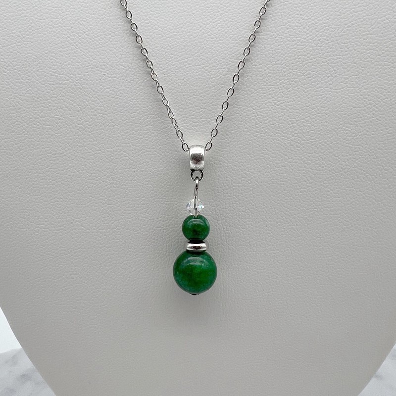 Agate & Swarovski® AU strian Crystal Platinum Plated Pendant Necklace
