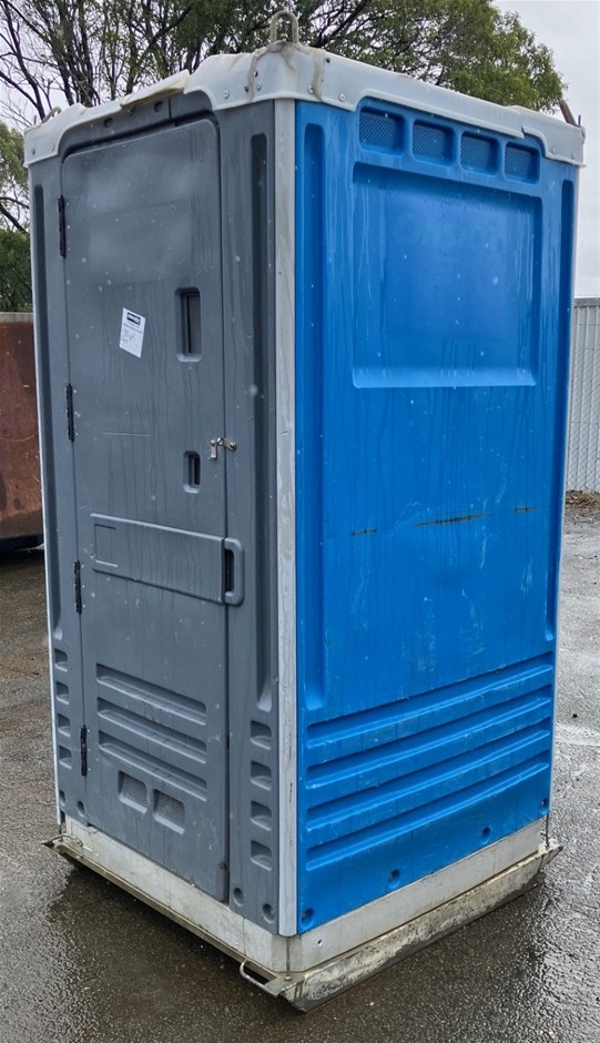 Portable Toilet - Fresh Water Flush - Burleigh Heads