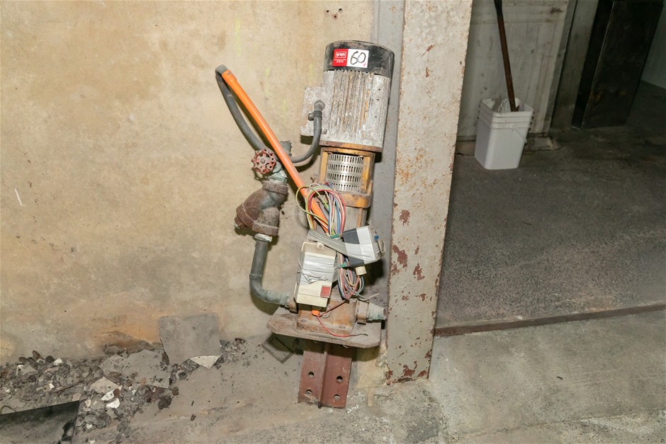 <B>Multi Stage Water Pump</B>