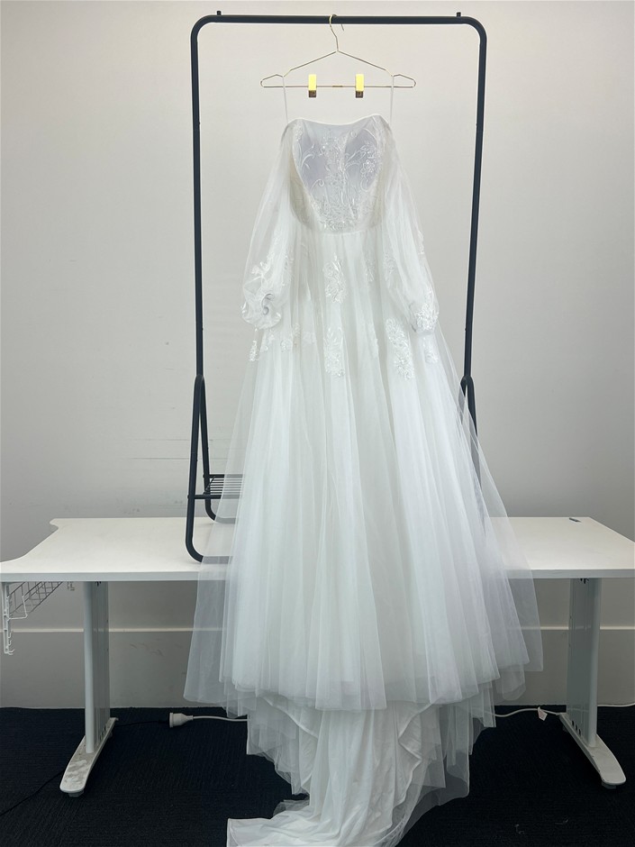 Bridal Dress, F – French By Wendy Makin