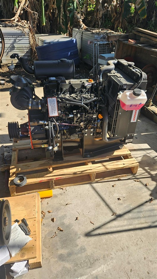 Reo Diamond Truck parts & Jurup Blower with Engine Parts