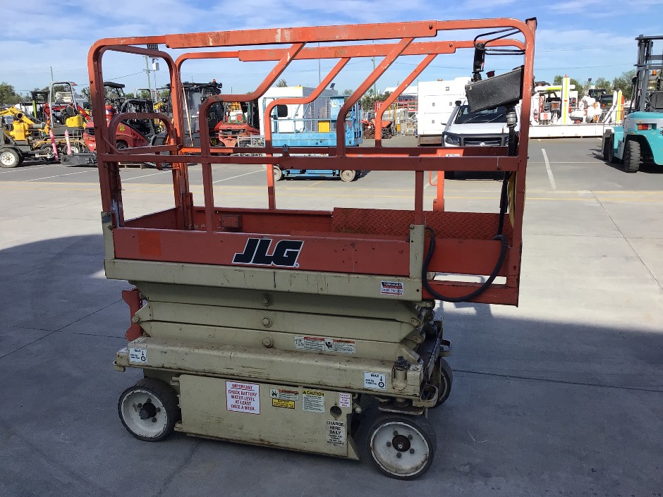 No Reserve 2003 Orange JLG 1932ES Scissor Lift