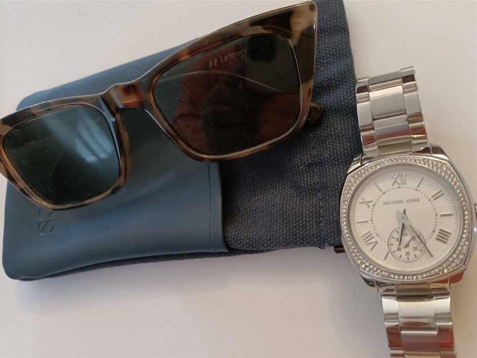 Lady’s Accessories . Others