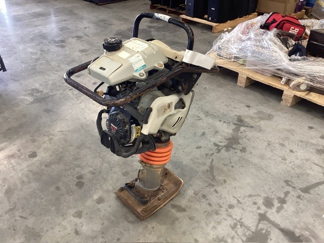 <p>Upright Rammer</p>