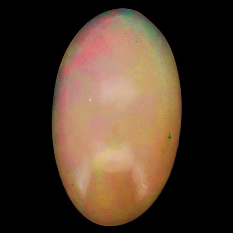 5.86 Carats White Color-Play Opal