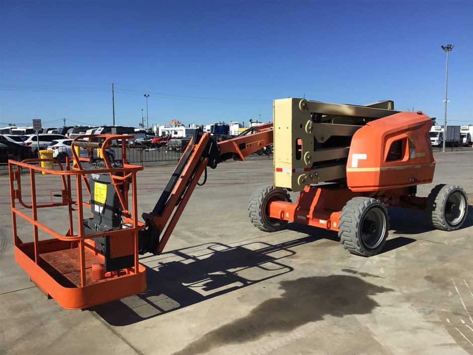 <p>2018 JLG 450AJ Knuckle Boom Lift</p>
