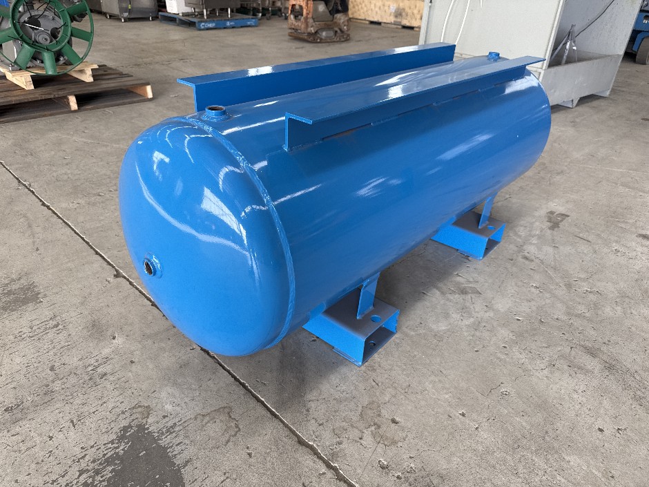 <p>Air receiver tank</p>