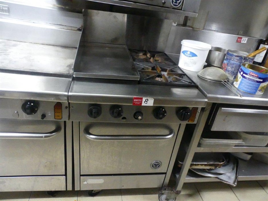 <B>GOLDSTEIN 4 Burner Gas Stove & Oven</B>