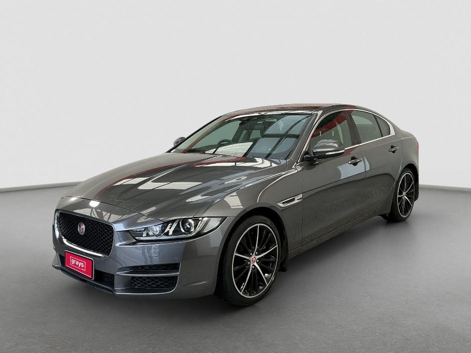 2016 Jaguar XE 20t Prestige Petrol