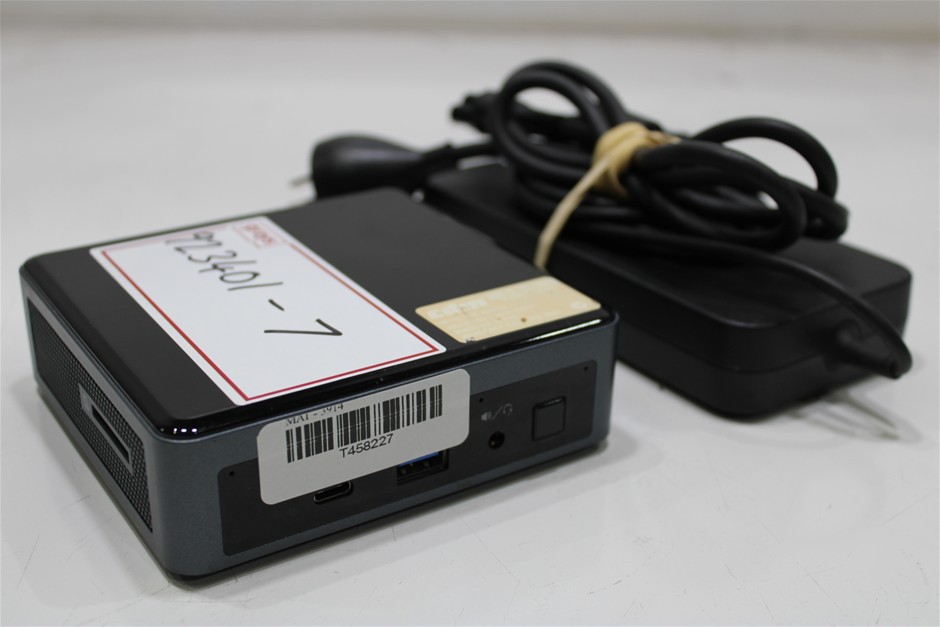 INTEL NUC10I5FNK