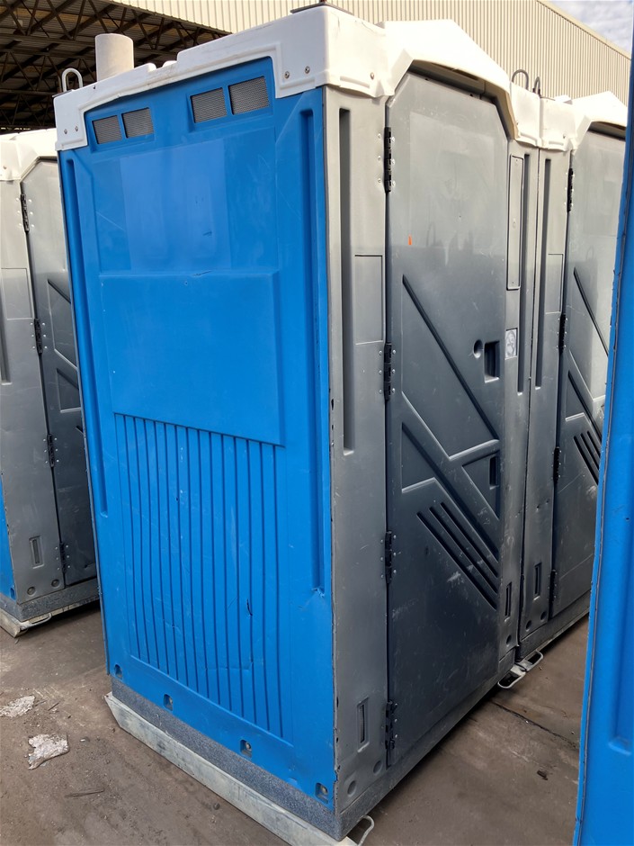 Portable Toilet - Fresh Water Flush - Glendenning