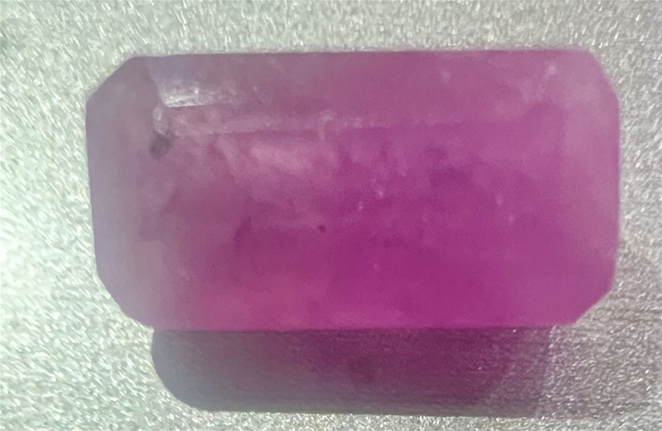 3.22 carat Pinkish Red Emerald Natural Certified