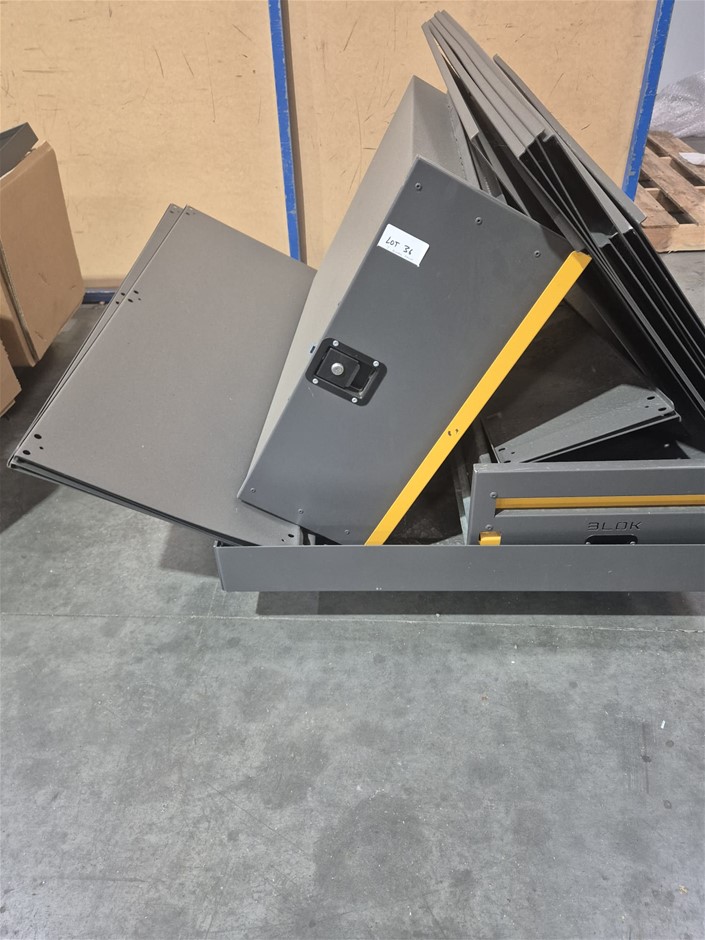 2 HD Autosafe Van/4Wd Drawer Units And Associated Panels.