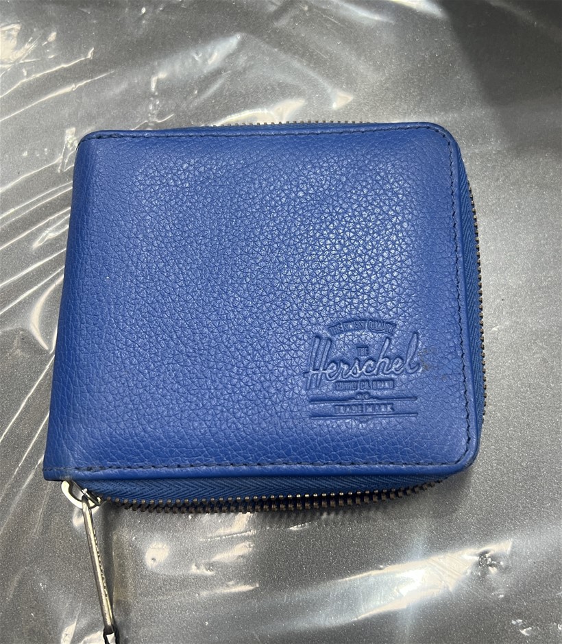 HERSCHEL Navy Blue Gold Zip Wallet. NB: Contains A Minor Stain/Mark.