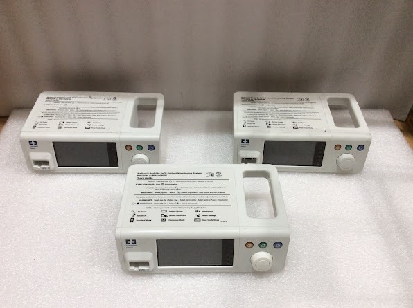 Covidien Nellcor PM100N Bedside SpO2 Patient Monitoring System (Lot of 3)