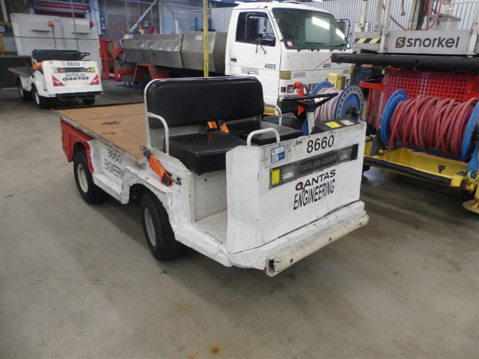 TAYLOR-DUNN B2-48-TT Electric Utility Vehicle