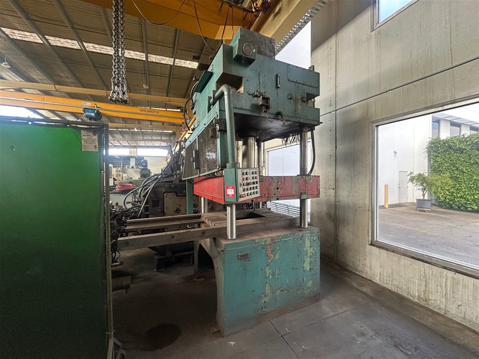 Heavy Duty Steel 4 Post Press