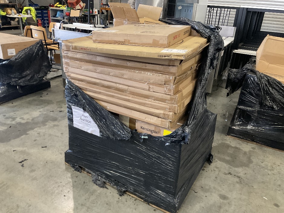 <p>Pallet of Assorted Tables and Stationary Equipment</p>
