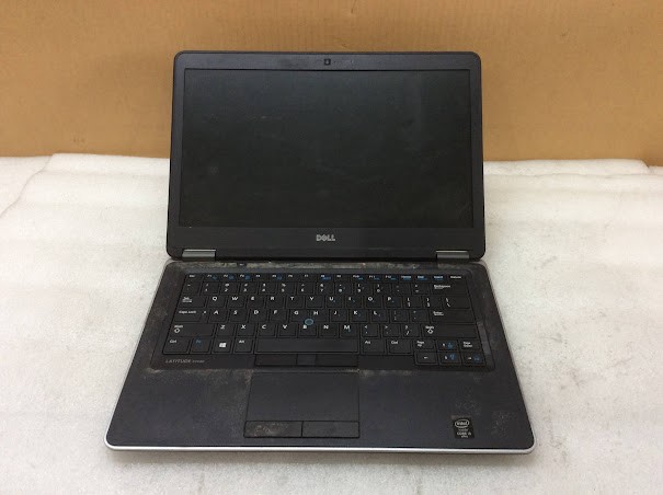 Dell Latitude E7440 Laptop i5 4310U 4GBRAM/500GBHDD