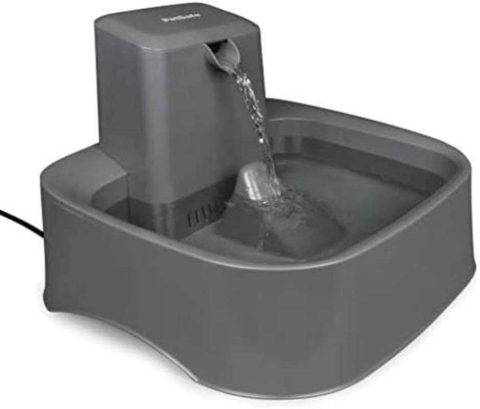 PETSAFE Drinkwell Dog and Cat Water Fountain, 7.5L. NB: no filter, damaged