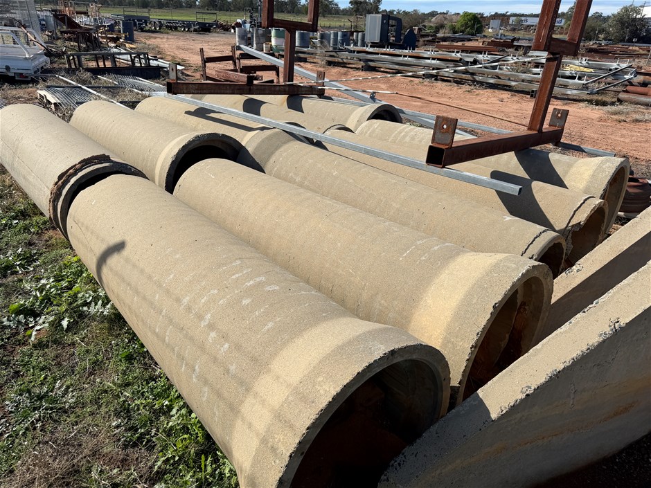 <p>Concrete pipes</p>