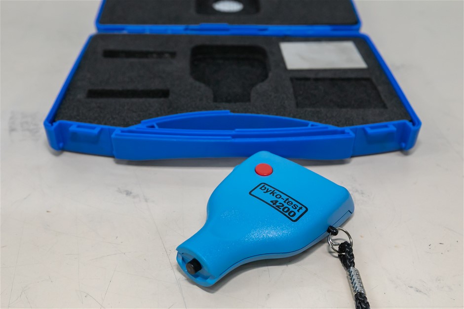 Film Thickness Gauge on Ferrous Substrates