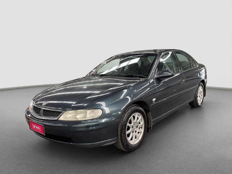 2001 Holden Commodore Berlina Petrol