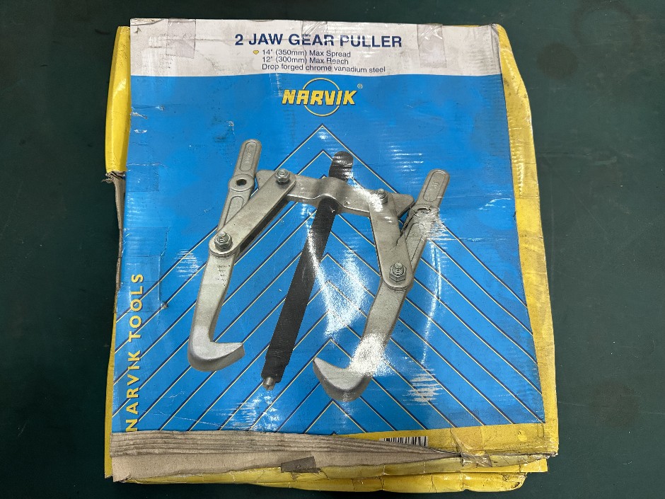 <p>2-Jaw-GearPuller-12inch - Brand Narvik</p>