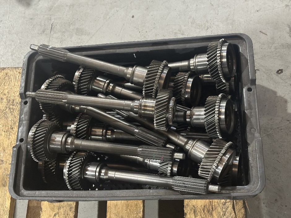 Tub of Brand New VDJ76 VDJ78 VDJ79 Input Shafts