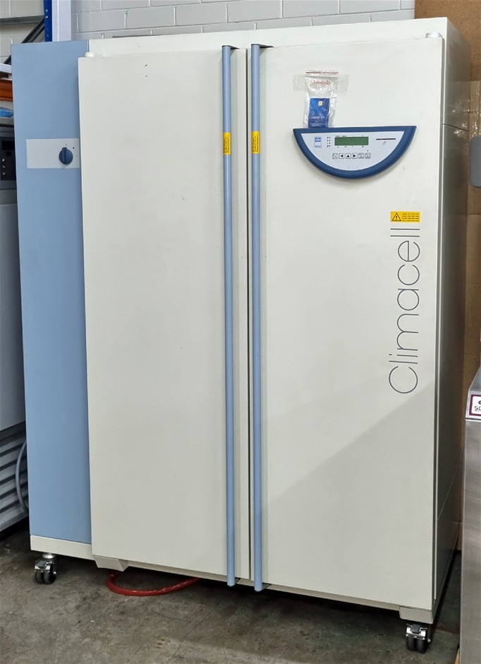 Growth Chamber on Castors 700 Litre Capacity with Internal Lighting