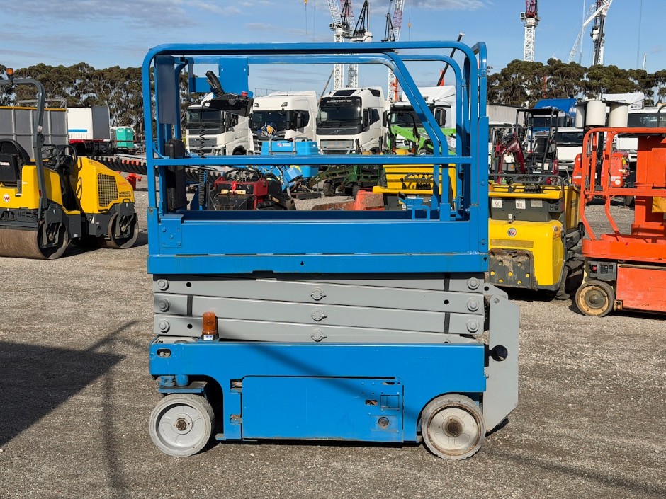 <p>Scissor Lift</p>