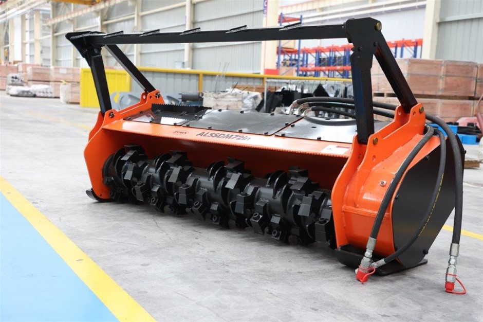 Unreserved – Unused Earthmoving Attachments & More
