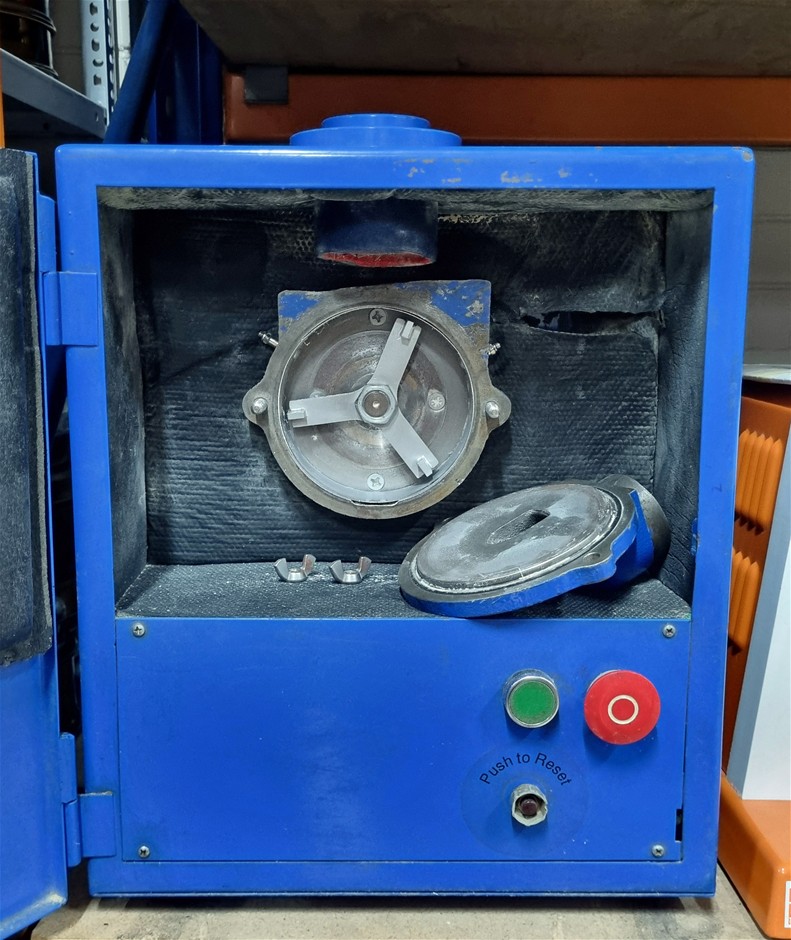 Hammer Mill with High Power Motoro for Grinding a Wide Range of Samples