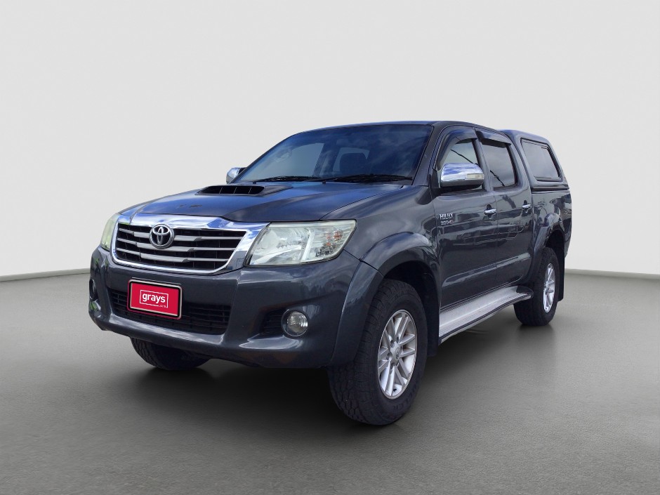 2013 Toyota Hilux SR5 Diesel