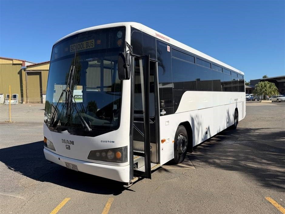 2006 MAN 18. Series 4 x 2 Bus