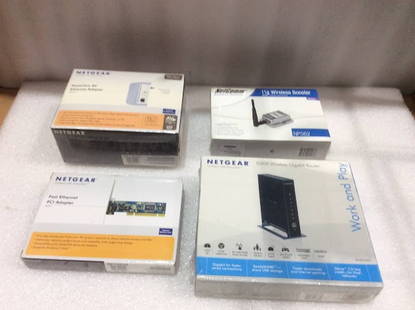 NETGEAR XAV101 Powerline FA311 PCI WNR3500L N300 NP562 Booster Lot 4 New