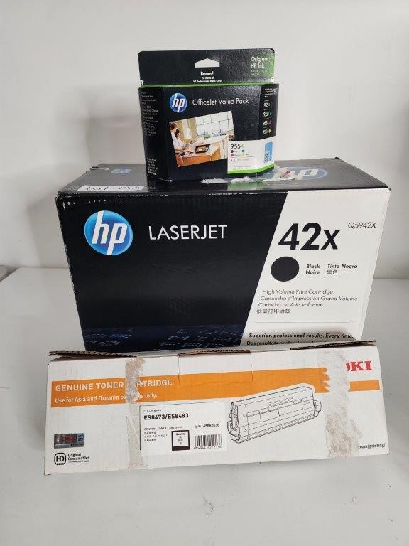 HP LaserJet 42x Q5942X Black Cartridge & 1 x HP 955XL Ink Cartidges